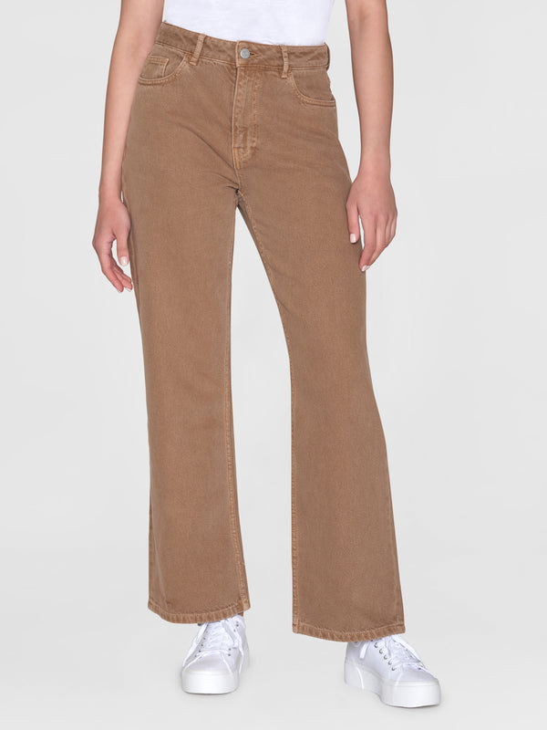 KnowledgeCotton Apparel - WMN GALE straight mid-rise raw twill 5-pocket pants - GOTS/Vegan Pants 1441 Tiramisu