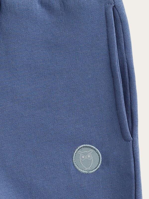 KnowledgeCotton Apparel - YOUNG Sweat shorts - GOTS/Vegan Shorts 1432 Moonlight Blue