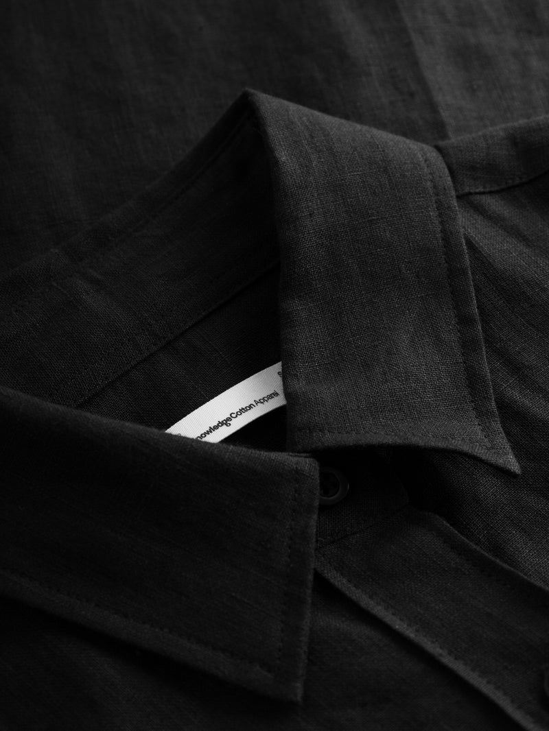 KnowledgeCotton Apparel - WMN ASTER fold up short sleeve linen shirt Shirts 1300 Black Jet