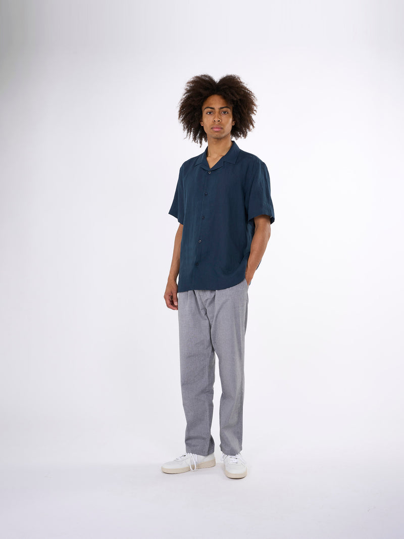 KnowledgeCotton Apparel - MEN Box fit short sleeved linen shirt Shirts 1001 Total Eclipse